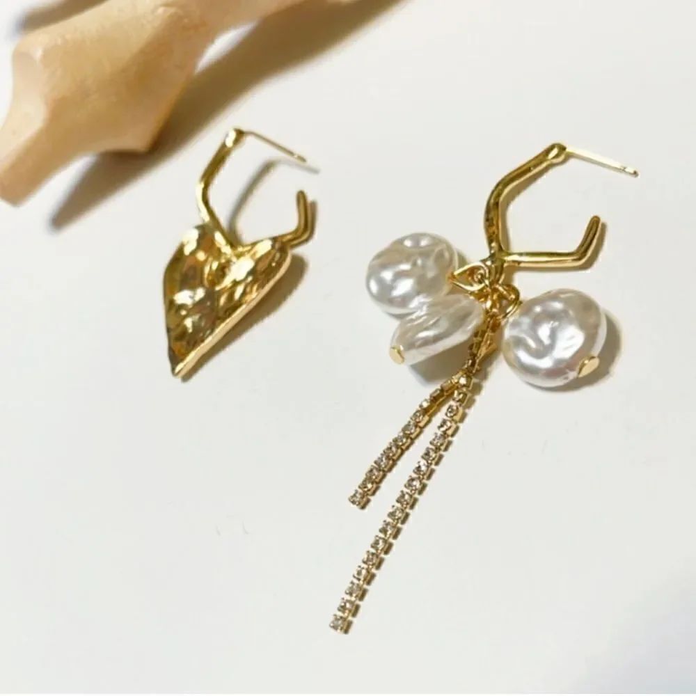 Heart dangle earrings  #470 - Picture 4 of 6